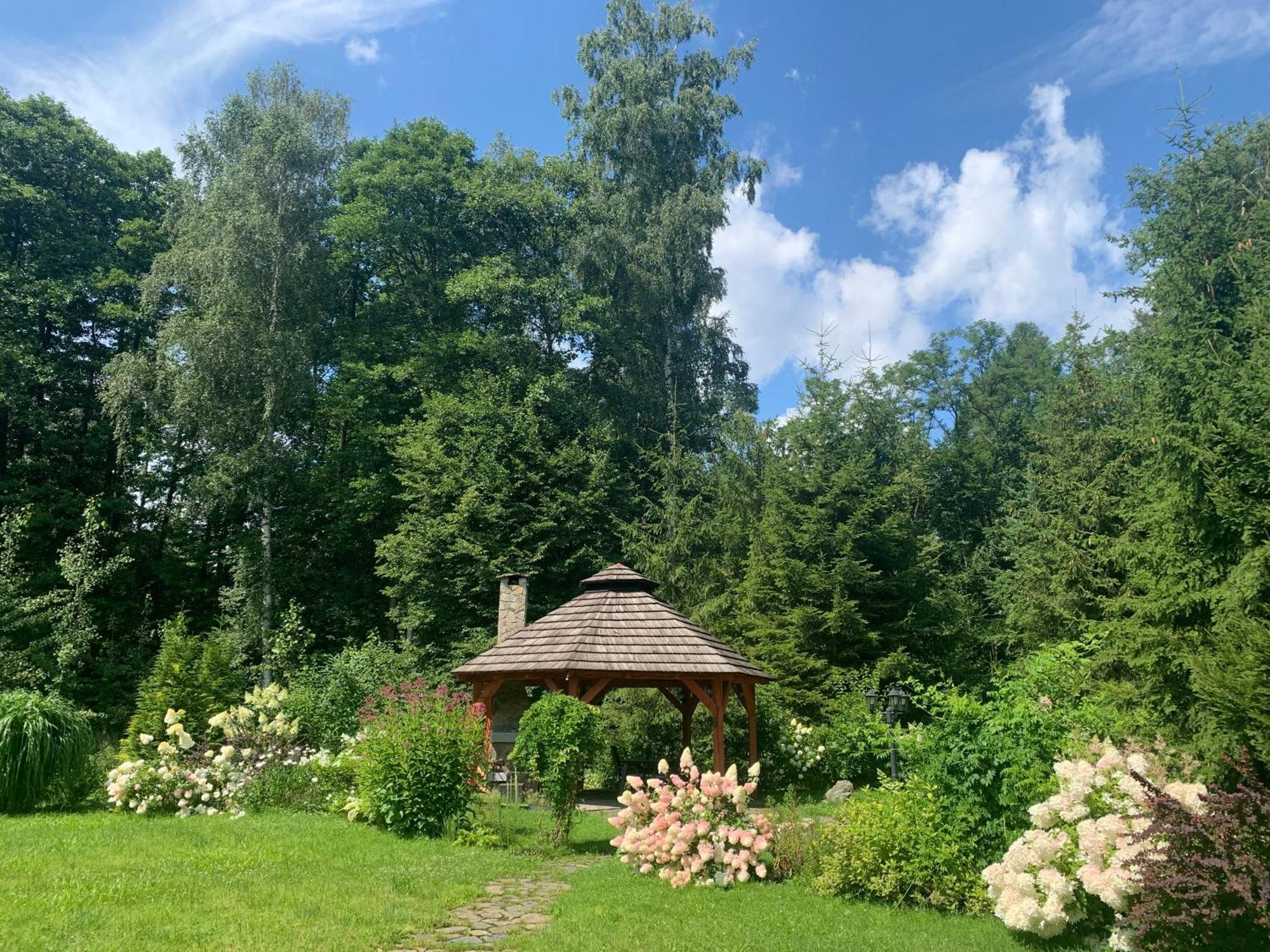Гостьовий будинок Lesny Dworek & Garden Uzdrowisko Wsrod Natury